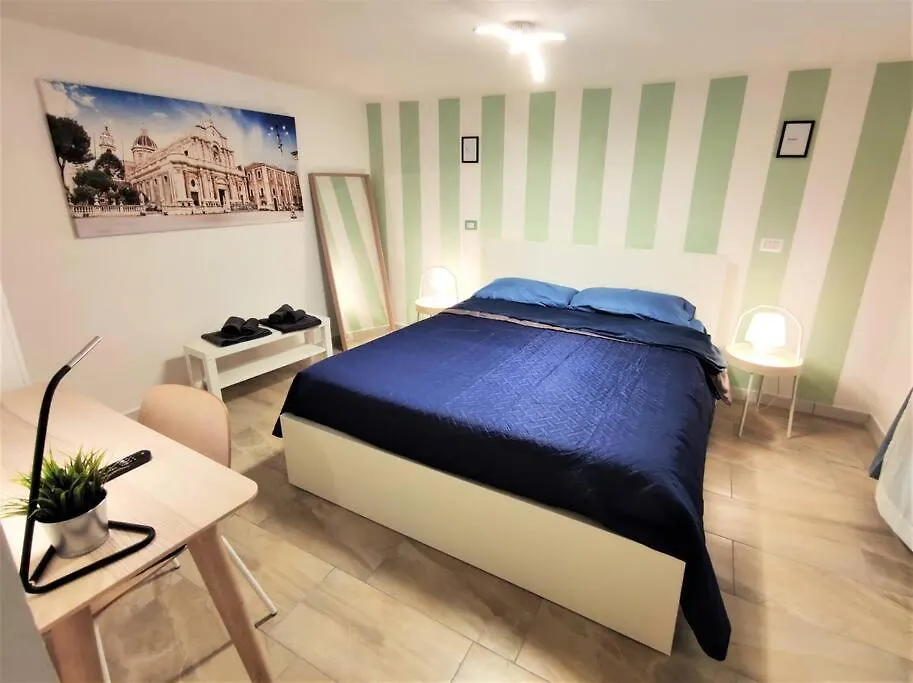 Central Apartments Compact Mezzanine 1 Min V Etnea Catania 0*,  Italy